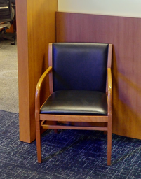 [#B9-3] Black guest chair