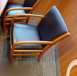 [#B9-4] Black guest chair