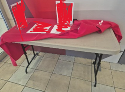 [#C8-12] Small Folding Table