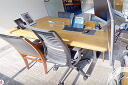 [#C5-9] Conference table