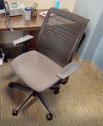 [#B13-1] Task chair with arms