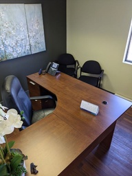 [#E4-16] 3 Piece Desk - 67"x67" Footprint 