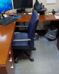 [#B13-4] Task Chair - Black 