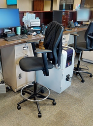 [#B13-6] Teller Stools 