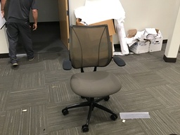 [#B13-1446] Task Chairs/Mesh back/brown cushion