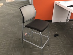 [#B1-1428] Stools/Mesh back/black cushion/silver post legs