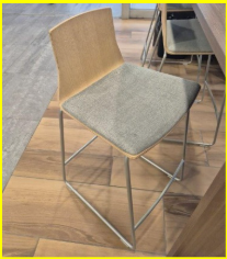 [#B1-30] Bar Height Stools