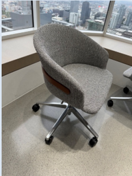 [#B12-23] CLIP CHAIR