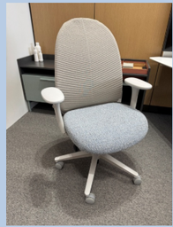 [#B13-62] TONE CHAIR