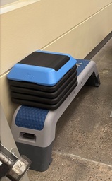 [#B2-12] Reebox Step Platform With 5 Smaller Steps