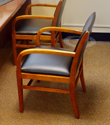 [#B8-6] Black guest chair