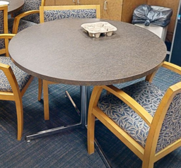 [#C4-9] Round meeting table