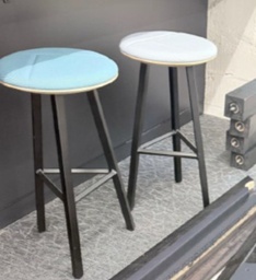 [#B12-7] High blue tub chair