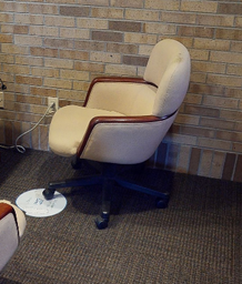 [#B9-17] Guest Chair - Beige