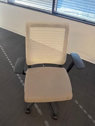 [#B13-17] BROWN STEELCASE THINK CHAIR