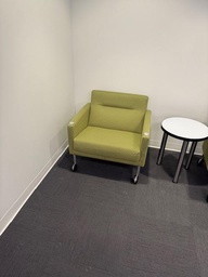 [#B12-81] NEON GREEN LOUNGE