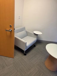 [#B12-130] LIGHT GREY TABLET LOUNGE CHAIR