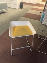 [#B1-137] YELLOW STOOLS