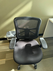 [#B13-179] BLACK MESH CHAIR