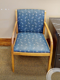 [#B9-1] Blue Patterned Guest Chair