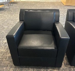 [#B12-11] Black leather chair