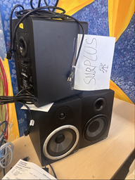 [#L1-5] M-Audio Speakers