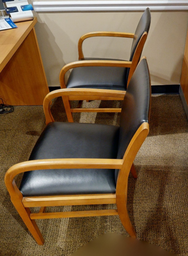 [#B9-3] Black guest chair