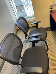 [#B13-13] GUEST CHAIRS