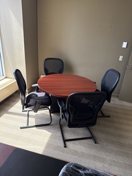 [#B8-182] GUEST CHAIRS