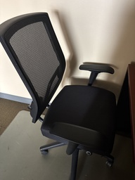 [#B13-206] DESK CHAIR