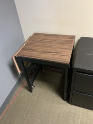 [#C1-269] 20x18x27 ROLLING SIDE TABLE