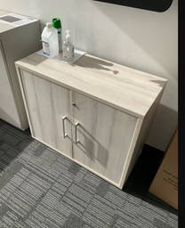 [#D19-1] Cabinet