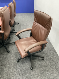 [#B5-25] Armchair - Medium