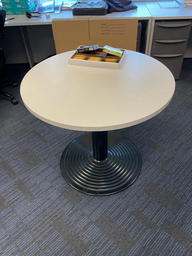 [#C3-56] Round Table