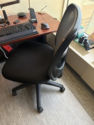 [#B12-35] DESK CHAIR