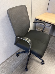 [#B13-70] DESK CHAIR