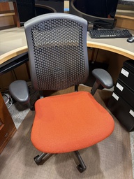[#B13-75] DESK CHAIR***