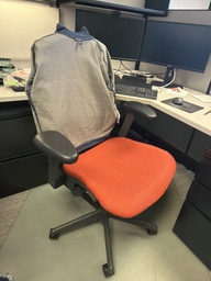 [#B13-90] DESK CHAIR 