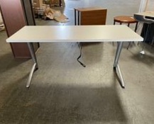 [#C8-46] Folding Table