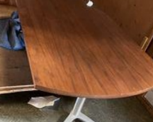 [#C12-71] Racetrack Table With Door