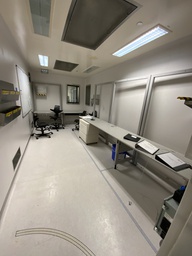 [#E3-4] Desk with Metal Framing
