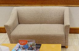 [#B6-34] Small beige couch