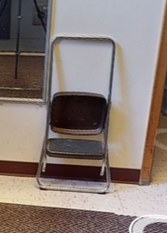 [#L1-63] 2 step ladder
