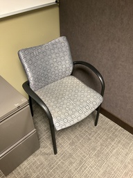 [#B8-140] GUEST CHAIRS
