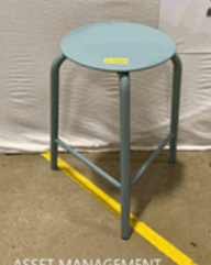 [#B1-64] Three Leg Stool, Counter Height