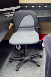 [#B12-11] Grey task chair no arms