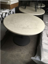 [#C2-41] ROUND TABLE