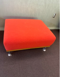 [#B11-51] ORANGE OTTOMAN