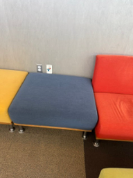 [#B11-75] BLUE OTTOMAN