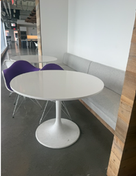 [#C4] Round White Table